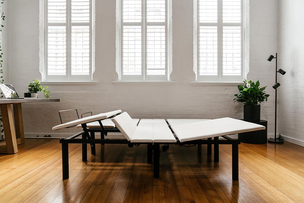 Peace Lily Adjustable Bed